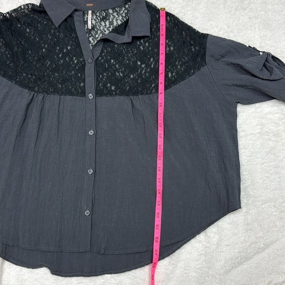 FREE PEOPLE SWING BUTTON DOWN TOP MIXED MEDIA LACE SEMI CROPPED LOOSE - Picture 7 of 7